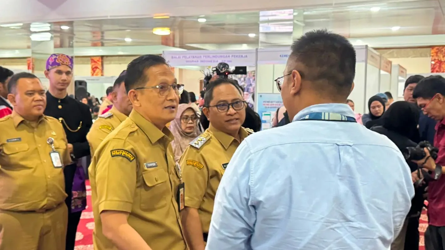 Pelayanan dan kegiatan ketenagakerjaan Disnaker Kabupaten Lombok Barat